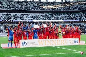 遭争议点球绝杀！国米将帅怒斥不公，名宿：判罚可耻，范戴克手球逃点