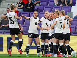 记者：曼联和巴黎已口头报价奥斯梅恩，两队都愿意支付解约金