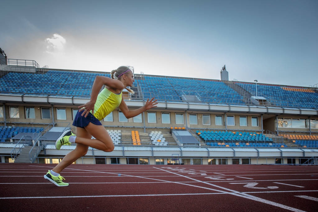 田径——南京室内世锦赛：吴艳妮晋级女子60米栏半决赛