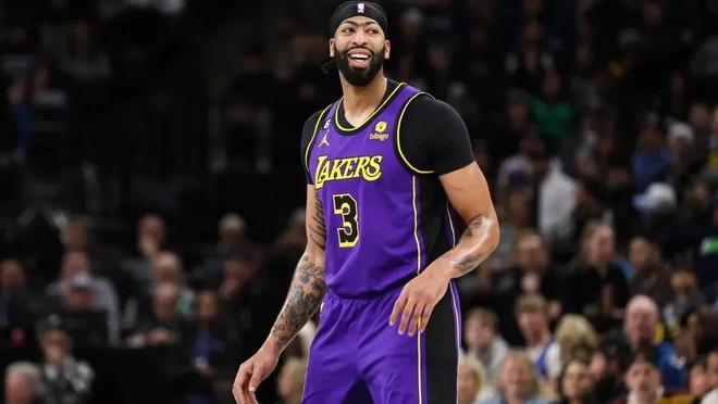 俱乐部的直 俱乐部的直